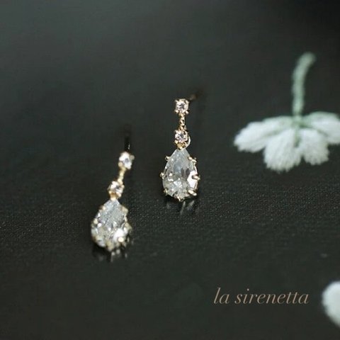 受注製作 ＊ crystal tear drop pierce