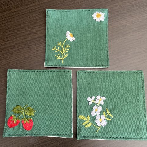 フランス刺繍入り　コースター