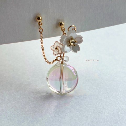 NEW❣️🌸受注製作🌸小さなお花と花瓶のミニチュアアクセサリー②(心遊びがあるアクセサリー！ピアスorイヤリング)