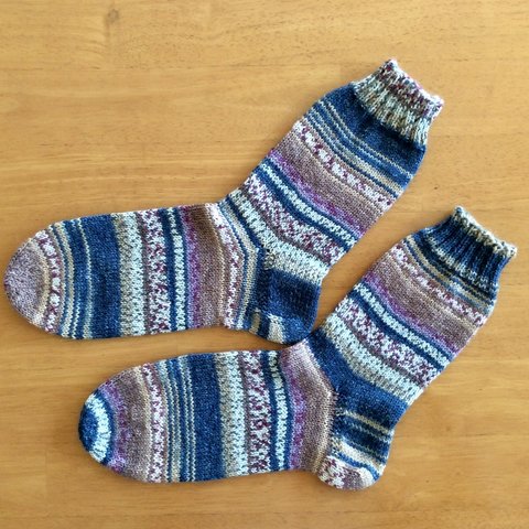 手編みの靴下 