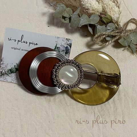 ビーズ 刺繍  ⟡.·  hair accessory  ヘアクリップ   ◆ 人気のオリーブcolor × natural wood × ウェーブsilver ring