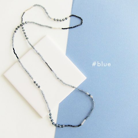 ネイビー ブルー メタリック KABURU 留め具のない かぶるタイプのガラスビーズネックレス