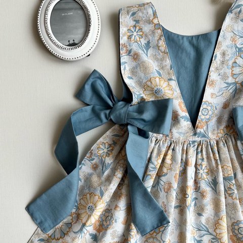 【 1歳〜7歳まで着れるドレス 】 side ribbon dress (Blue) / one size