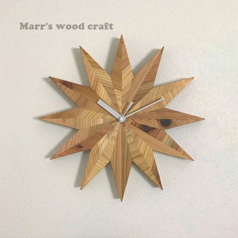 国産杉を使った星モチーフの時計　ウッドスター　オイル仕上げ　ナチュラル色