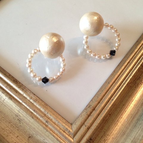 Black in White* 2way ピアス*