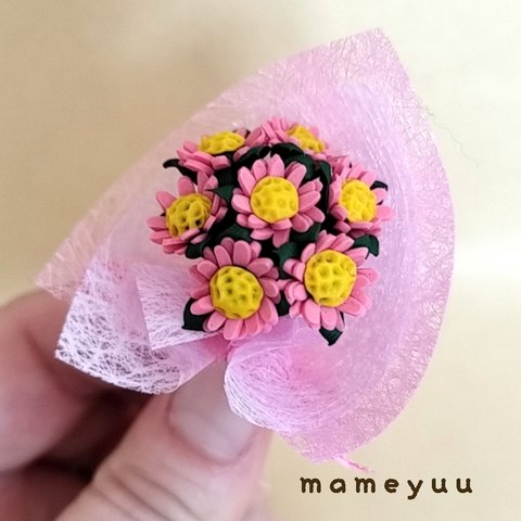 ミニチュアお花の花束(濃いピンク)