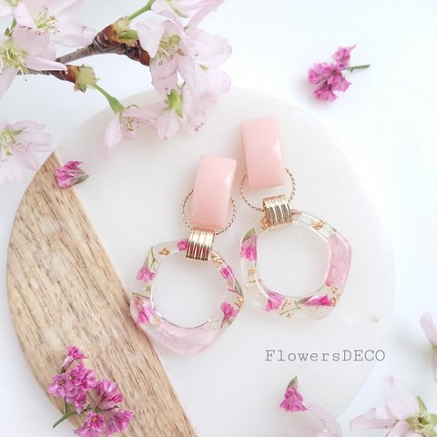 Hexagonal Flower & Acryic Beads 2way【ピアス・パーツ変更可】桜色