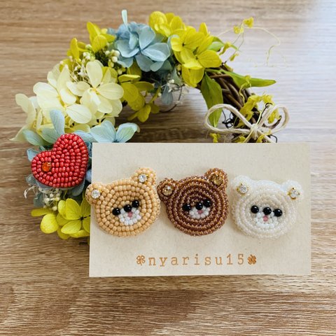 ❤️🐻クマちゃんのビーズ刺繍ピンブローチセット🐻❤️