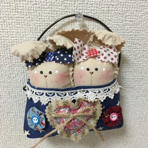 ポッケに入ったうさちゃんの壁かざり(^ ^)