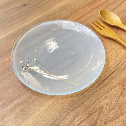 「夏海色を映す水たまり」丸いガラス皿　プレート　食器　皿　がらす　ガラス工芸　波紋　海　夏