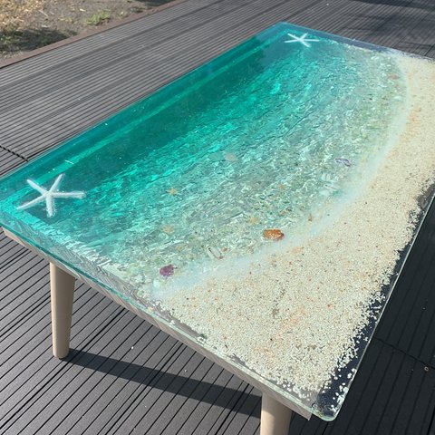 New センターテーブル エメラルドグリーンムーンビーチ  波打ち際のシェルやスターフィッシュ  minamo 水面 海 砂浜 サンゴ 