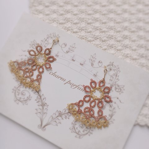 【sold out】フリルなイヤリング