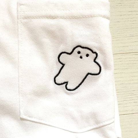 刺繍ポケットＴシャツ【だらだらシロクマ】ホワイトS