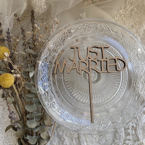 ケーキトッパー　JUST MARRIED  結婚式　Mサイズ