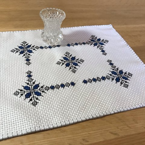 モロッコ刺繍　テーブルマット