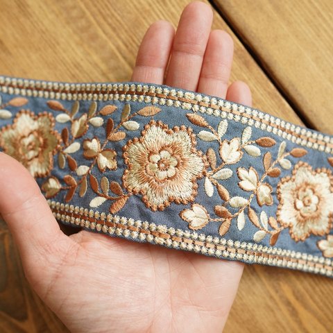 70㎝カット済【インド刺繍リボン】シルク　刺繍　リボン　りぼん   【ヒヤシンス】