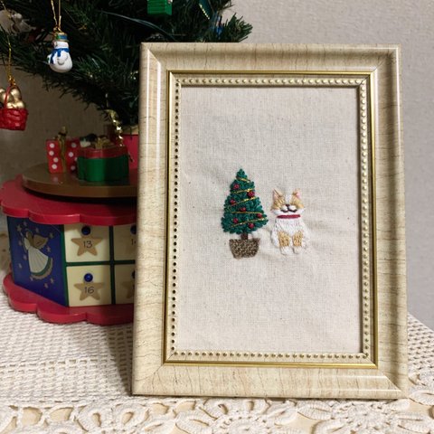【クリスマス】刺繍フレーム　ツリーと猫