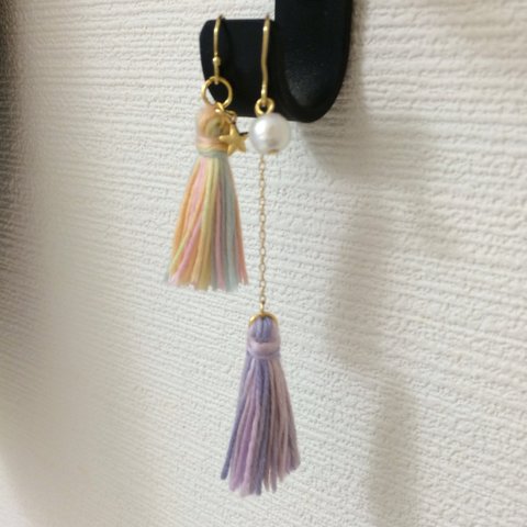 タッセルピアス