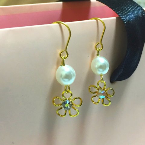 お花 パール ピアス