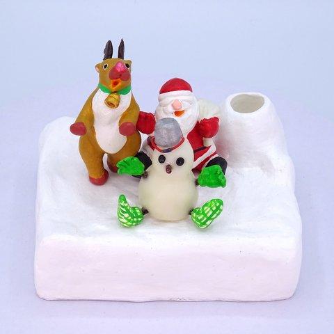 メリークリスマス　サンタとトナカイと雪だるまの粘土ペン立てM2