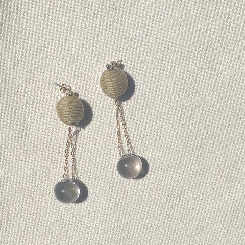 linen chain drop pierce