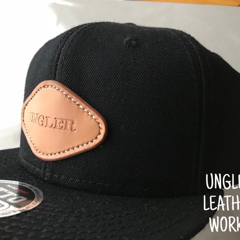 スナップバック CAP　色：ブラック【送料無料】帽子　Yupoong/FLEXFIT