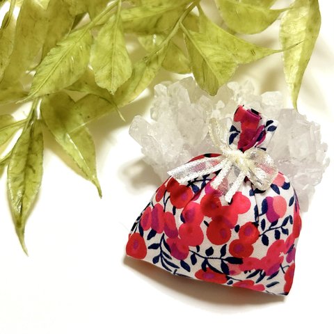 「 檜 ✧ 星明かりの匂い袋 」  ✯  匂い袋 サシェ お香 線香 現代的な香り