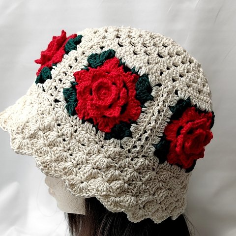 薔薇の春夏帽子