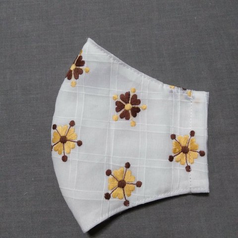 マスク　刺繍花