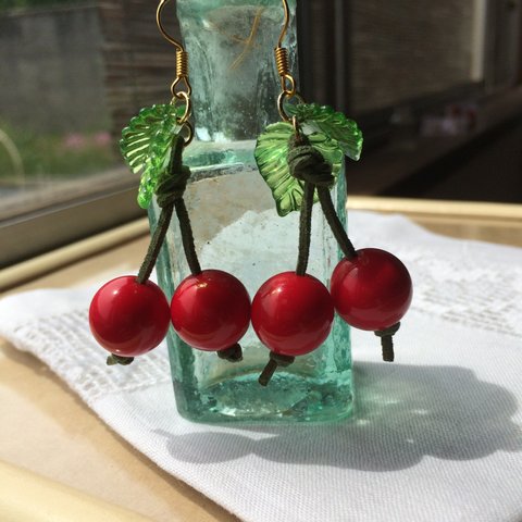 さくらんぼピアス🍒