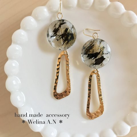 秋冬新作‼︎ BLACK × GOLD ピアス/イヤリング アロハ