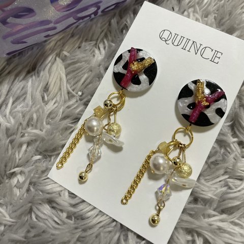 イニシャル✴︎チェーンピアス