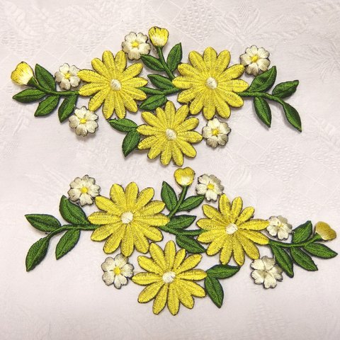 アイロンワッペン✾yellow 左右2枚セット Marguerite