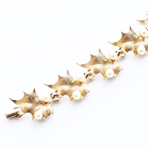 Vintage　1950s’　pearl holly motif　christmas bracelet