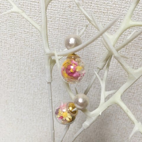 お花のガラスドームピアス ♡コットンパールのキャッチ♡