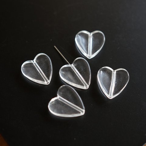 import【6個】clear heart Acrylbeads＊ハート型アクリルビーズ＊アクリルパーツ