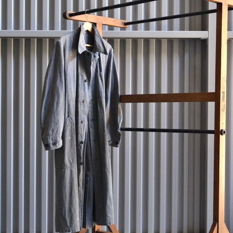 Vintage garments rack double rail