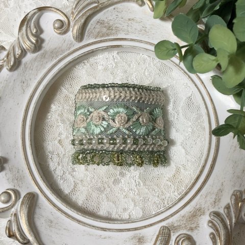 No.4💚深緑のインド刺繍リボン　ポニーフック💚