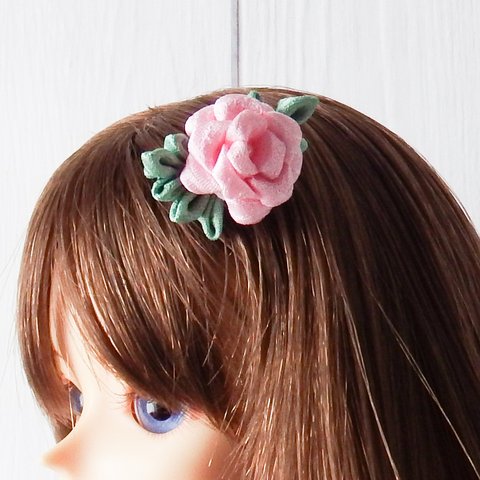 ヘアコーム（ピンクの薔薇・花芯パール）　1/3ドール用　つまみ細工の髪飾り