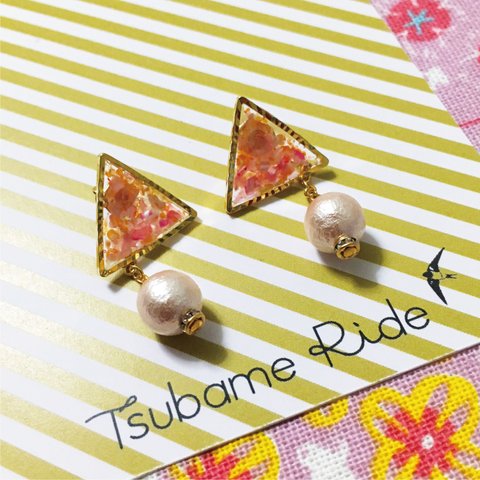 Color Drops トライアングル ピアス