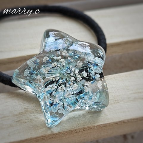 《夜空に彩る花火ヘアゴム.｡*･ﾟﾟ》水色の花marry.c's handmadeaccessory