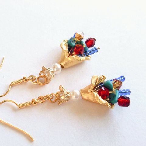 揺れる花束ピアス/イヤリング　油絵の花たち