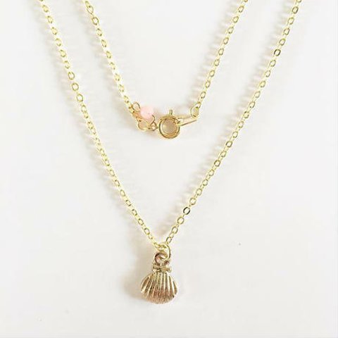 Shell pendant neckrace