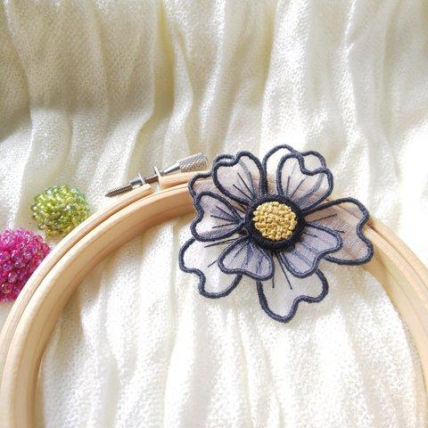 オーガンジー刺繍のお花