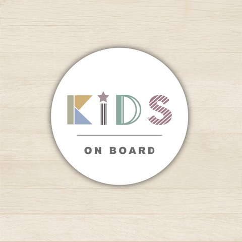 colorful_logo カーステッカー　Kids on board（シールタイプ）