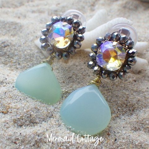 Aurora Mermaid Chalcedony Earrings 　 カルセドニードロップビジューイヤリング☆蝶バネ