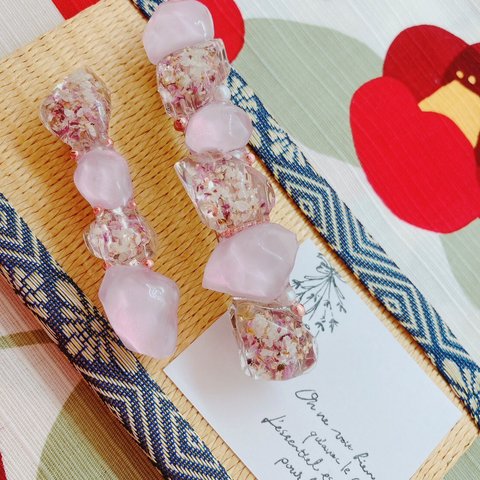 2月 新作 桜🌸 イメージ 髪飾り バレッタ 【通常サイズ】
