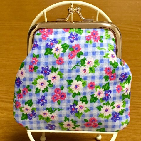   花柄がま口財布