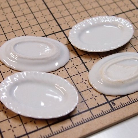 送料無料！陶器  ミニチュア楕円型皿 (白)、デザート皿、ミニチュアフード、スイーツフルーツなどに