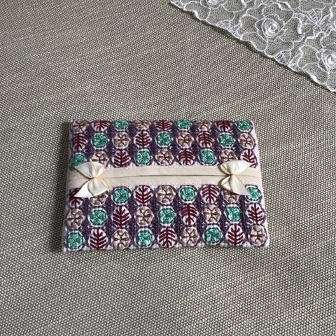 ポケットティッシュケース　刺繍